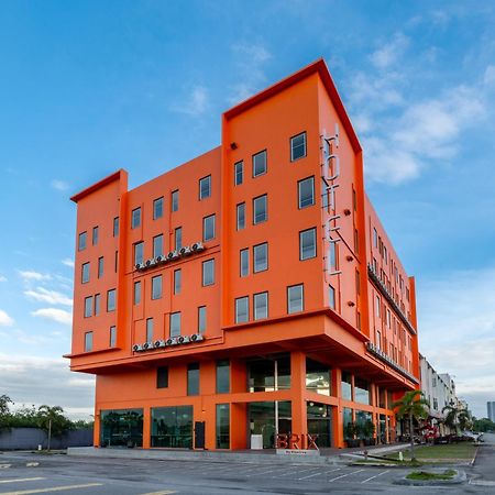 Brix Klia By Pinetree Hotell Sepang Exteriör bild