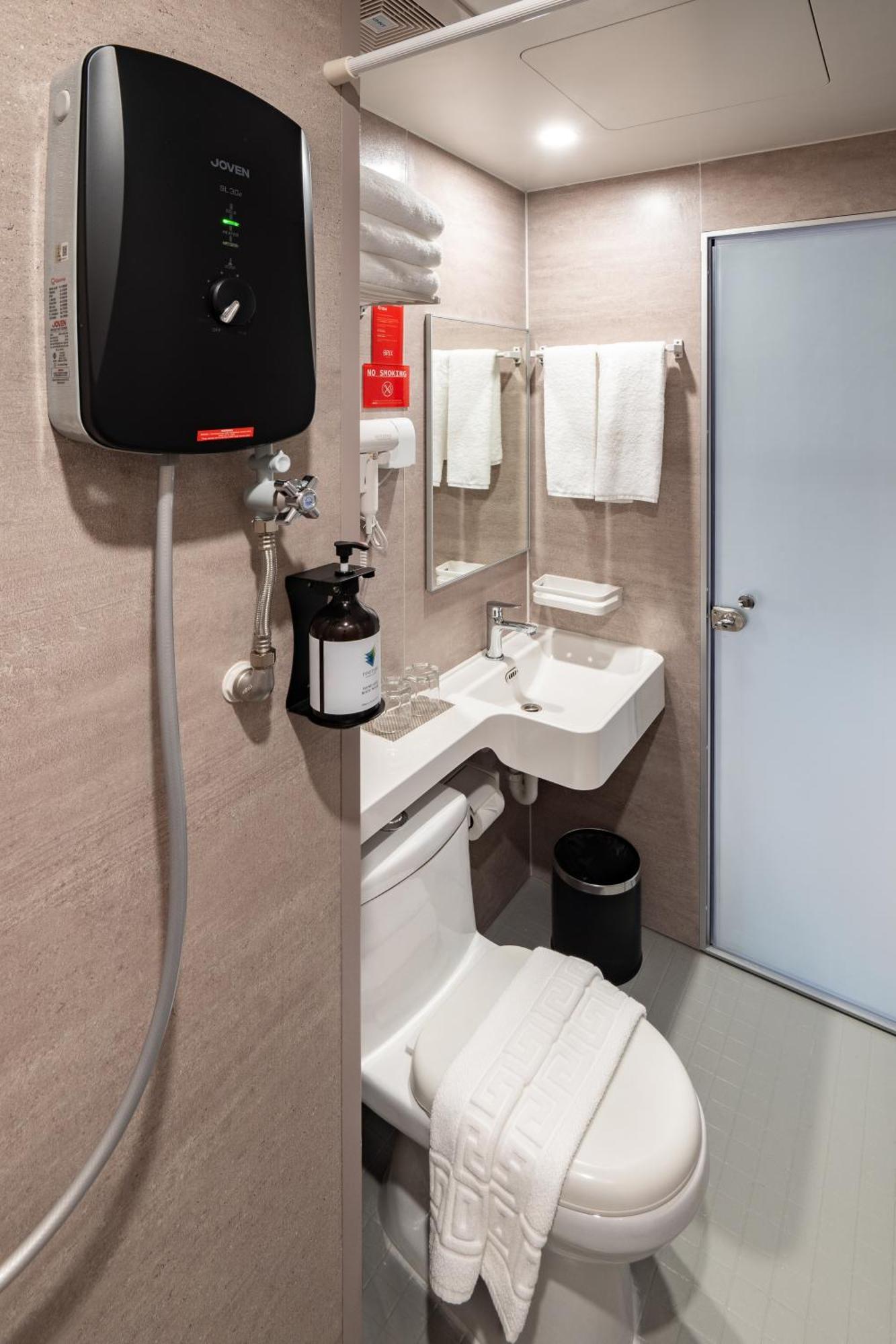 Brix Klia By Pinetree Hotell Sepang Exteriör bild